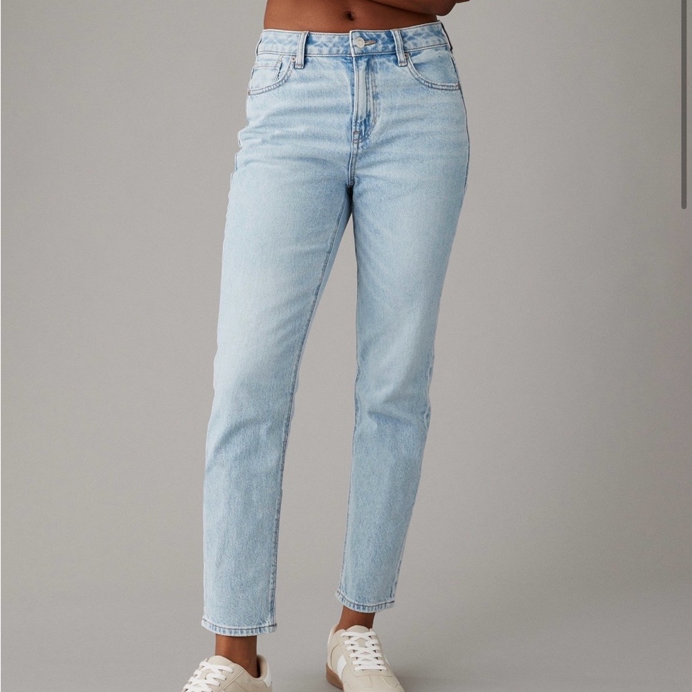 AE Super High-Rise Strigid Mom Jean Regular Blue Breeze Size 2